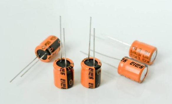 「NIPPON CHEMI-CON」電解電容極性接錯(cuò)會(huì)爆炸,如何避免? 「NIPPON CHEMI-CON」電解電容極性接錯(cuò)會(huì)爆炸,如何避免?